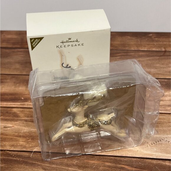 2007 HALLMARK ORNAMENT QXE9069 ON A CLEAR WINTER'S NIGHT ELEGANT REINDEER - Picture 4 of 8